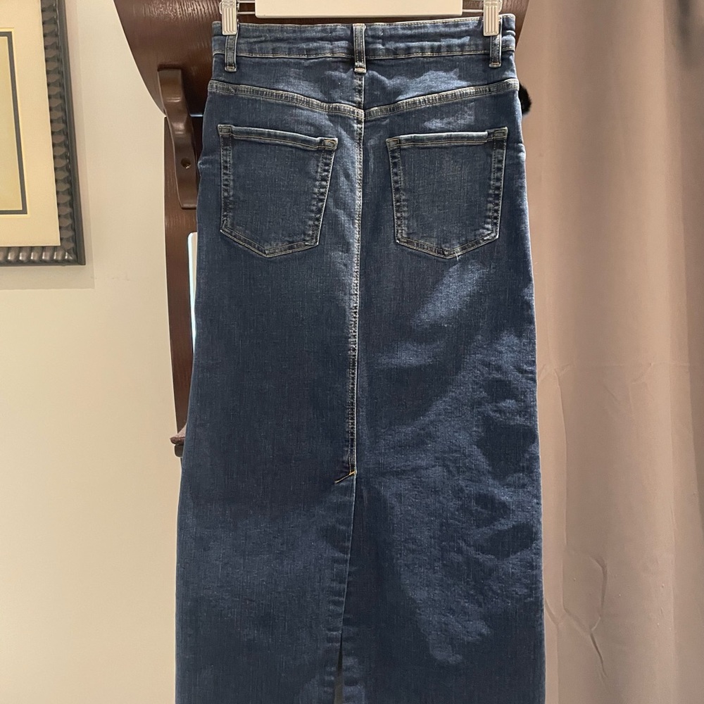 ZARA high waist 5 pocket jean skirt, midi-long, raw edge slit sz 28 sz M - Picture 5 of 8